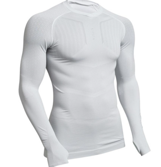baju-dalam-olahraga-base-layer-dalam-sepak-bola
