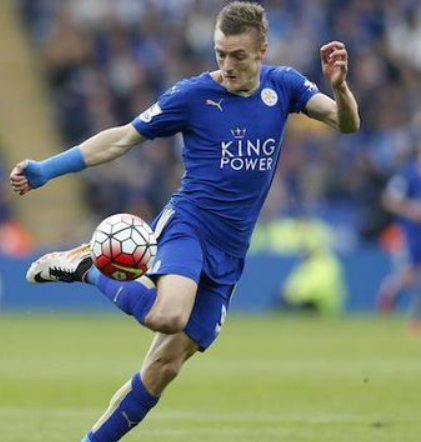 Plester Luka dalam Sepak Bola