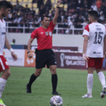sepatu-wasit-dalam-sepak-bola