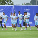Persib Bandung Berusaha Pertahankan Puncak Klasemen Liga
